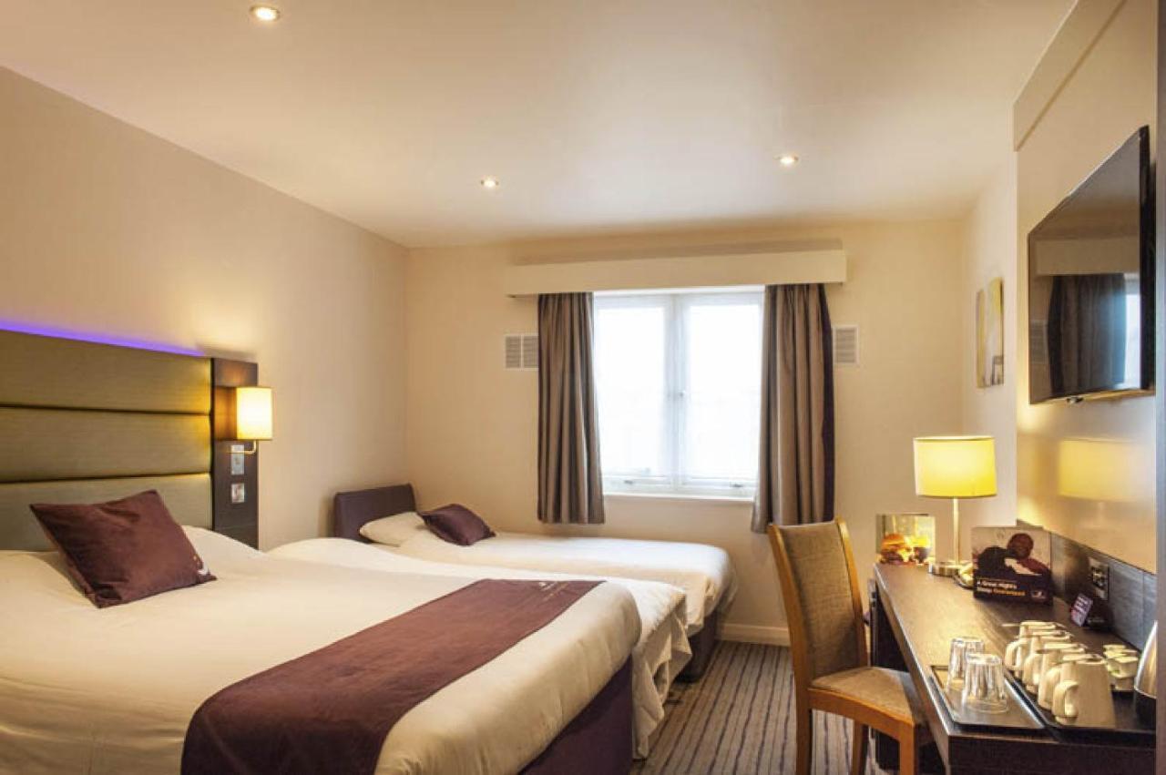 Premier Inn London Croydon West - Purley A23 Экстерьер фото